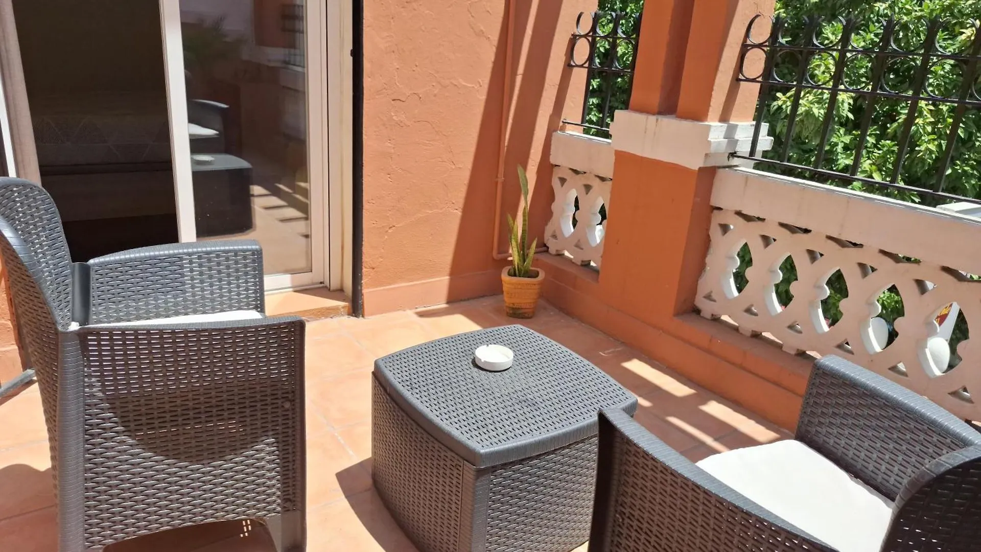 בית הארחה סביליה Hostal San Vicente II