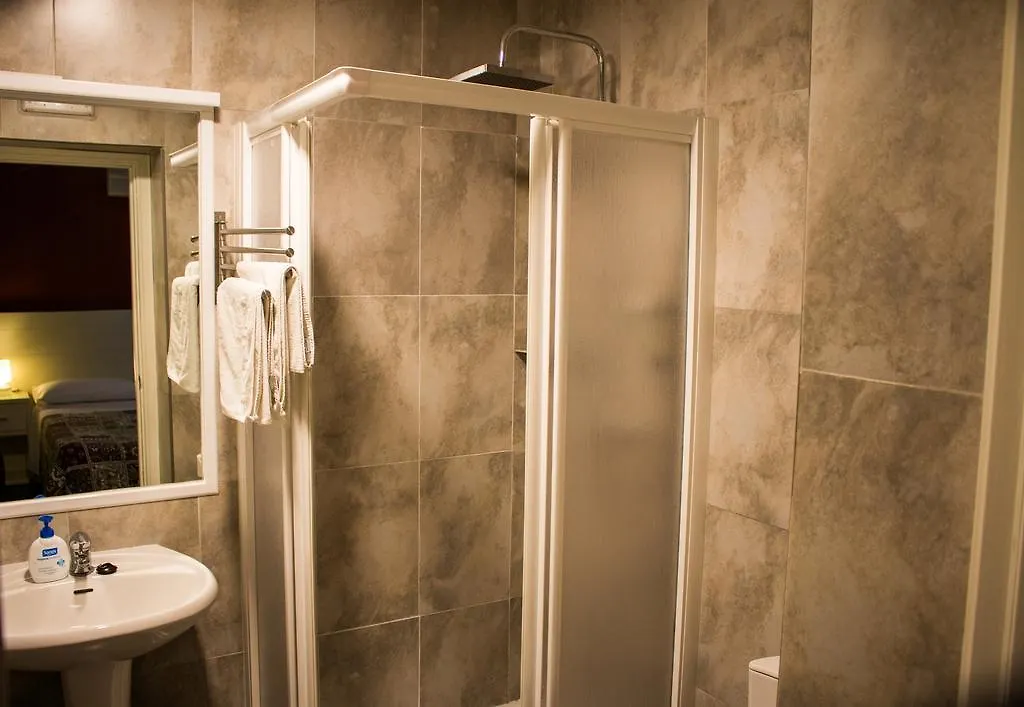 Guest house Hostal San Vicente II Seville