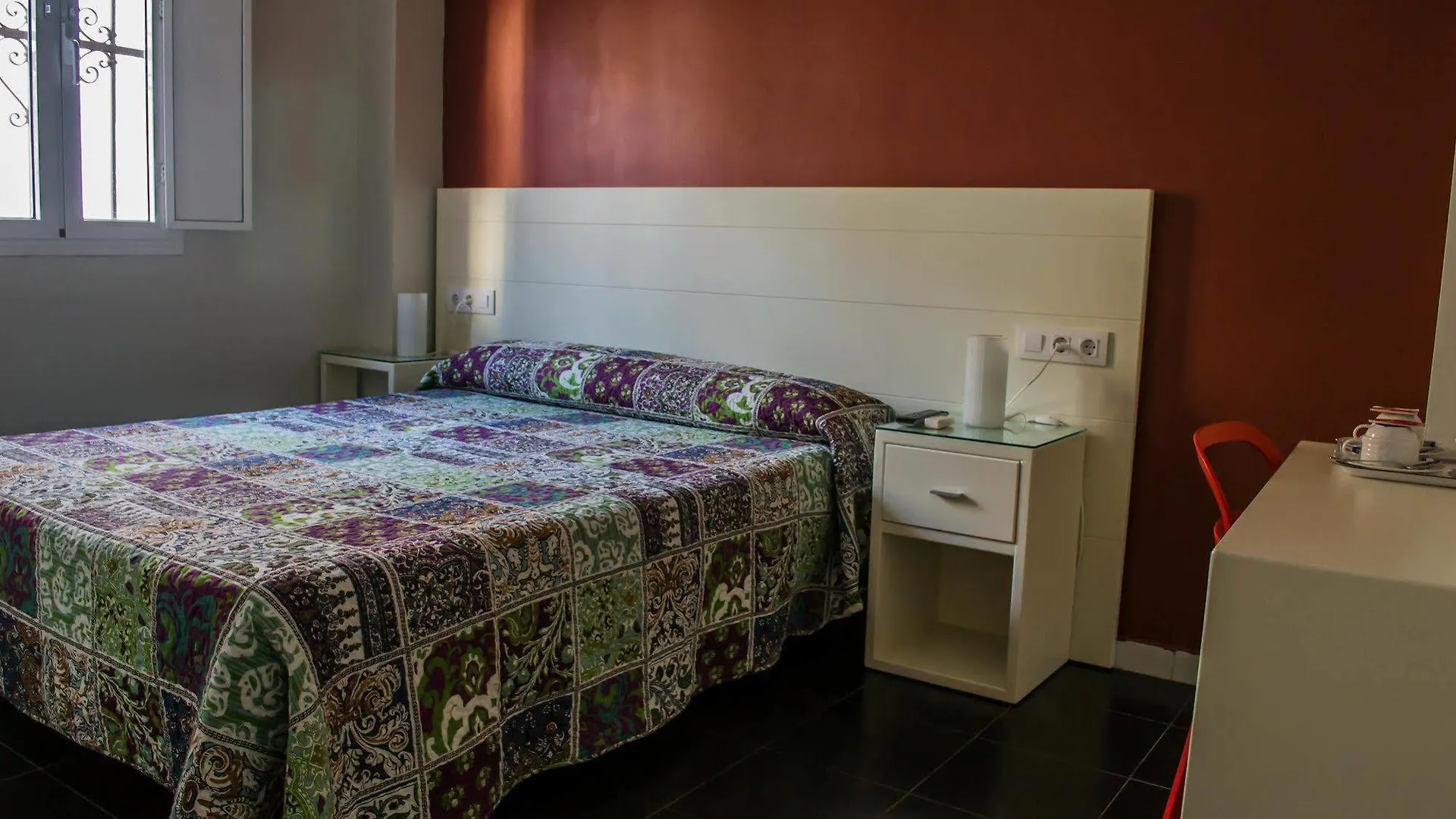 Guest house Hostal San Vicente II Seville