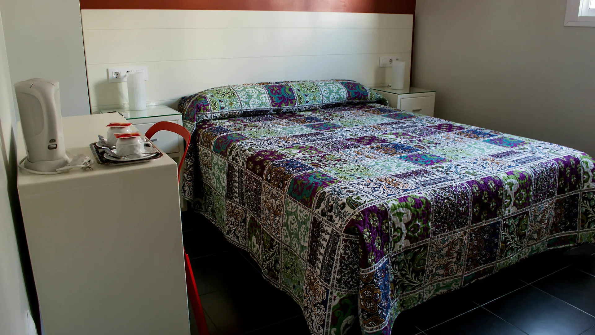 Hostal San Vicente II Seville Guest house