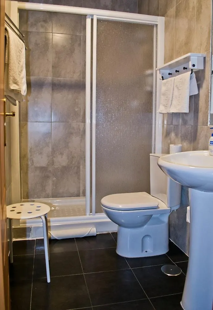 Hostal San Vicente II Seville 0*,