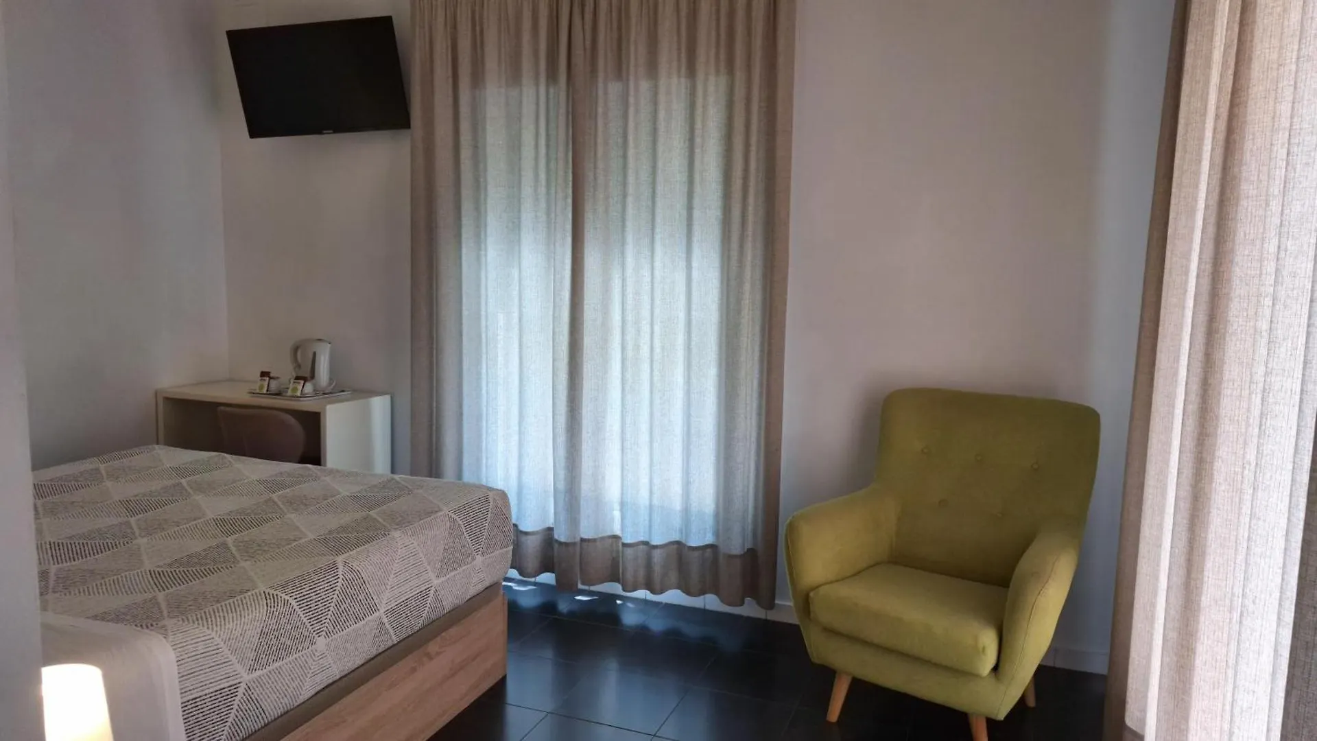 Hostal San Vicente II Sevilla 0*,  Spanien